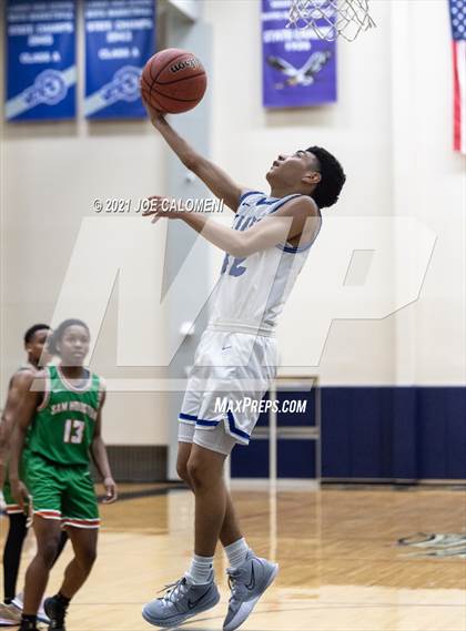 Thumbnail 2 in Lanier [Sidney] vs Sam Houston photogallery.