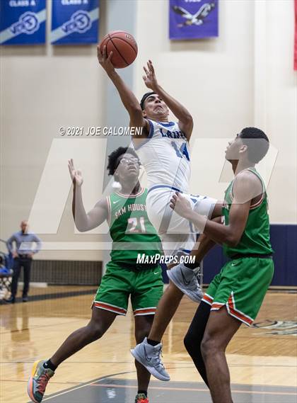 Thumbnail 2 in Lanier [Sidney] vs Sam Houston photogallery.