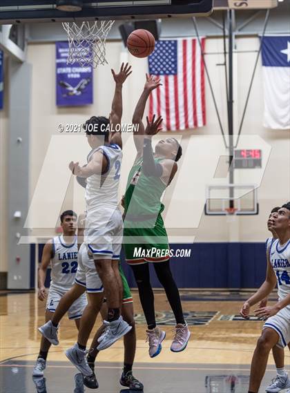 Thumbnail 3 in Lanier [Sidney] vs Sam Houston photogallery.