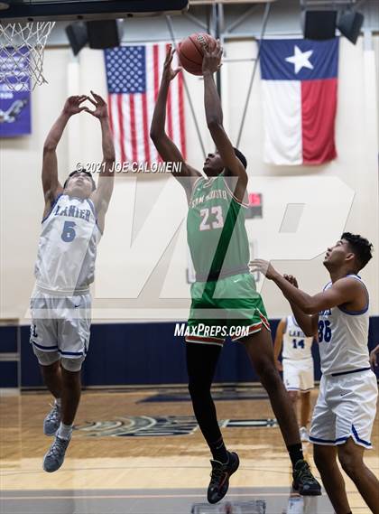 Thumbnail 2 in Lanier [Sidney] vs Sam Houston photogallery.