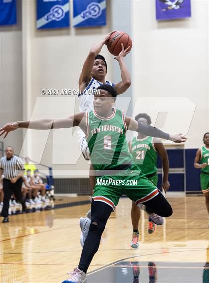 Thumbnail 3 in Lanier [Sidney] vs Sam Houston photogallery.