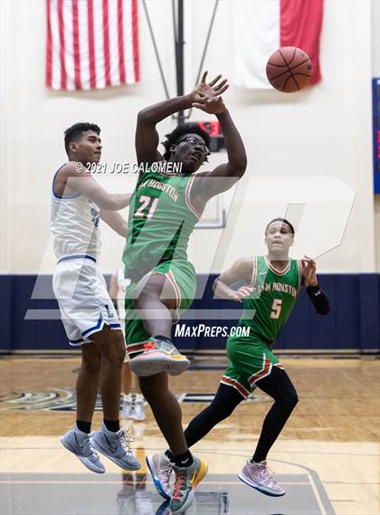 Thumbnail 2 in Lanier [Sidney] vs Sam Houston photogallery.