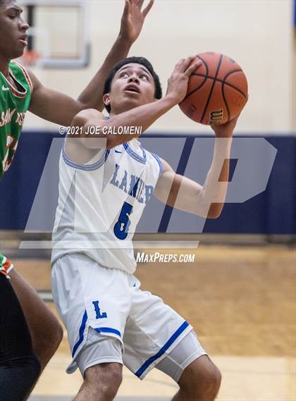 Thumbnail 3 in Lanier [Sidney] vs Sam Houston photogallery.