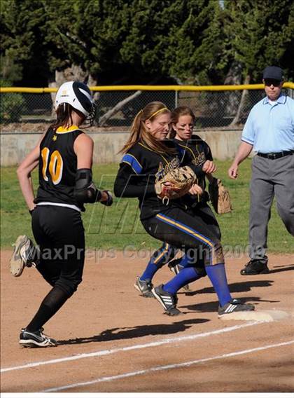 Thumbnail 2 in Agoura @ Newbury Park photogallery.