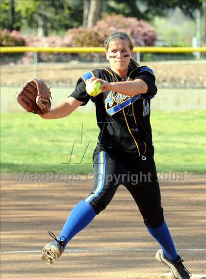 Thumbnail 1 in Agoura @ Newbury Park photogallery.