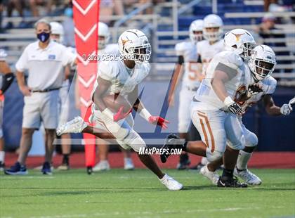 Thumbnail 3 in Kell @ Pope photogallery.