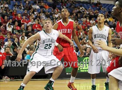 Thumbnail 1 in Mater Dei vs. De La Salle (CIF State D1 Final) photogallery.