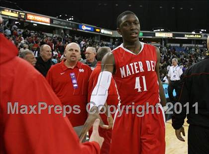 Thumbnail 3 in Mater Dei vs. De La Salle (CIF State D1 Final) photogallery.