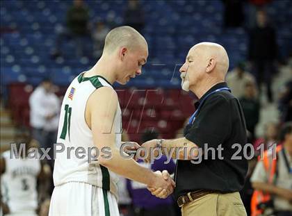 Thumbnail 2 in Mater Dei vs. De La Salle (CIF State D1 Final) photogallery.