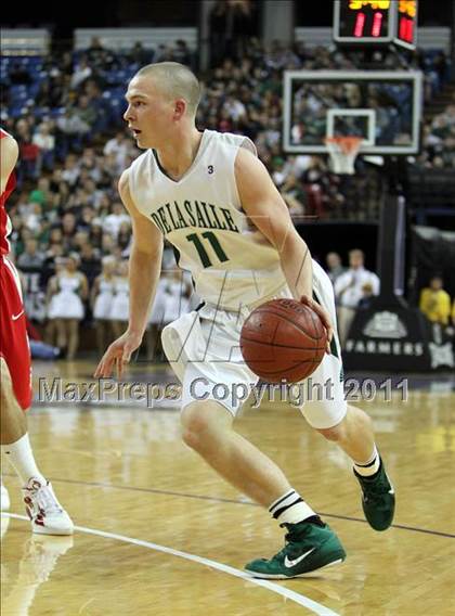 Thumbnail 1 in Mater Dei vs. De La Salle (CIF State D1 Final) photogallery.