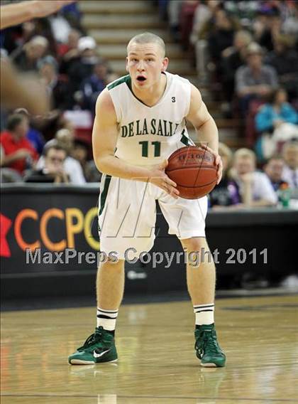 Thumbnail 2 in Mater Dei vs. De La Salle (CIF State D1 Final) photogallery.