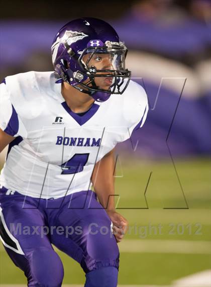 Thumbnail 2 in Madison vs. Bonham (UIL 3A Division Bi-District Playoff) photogallery.