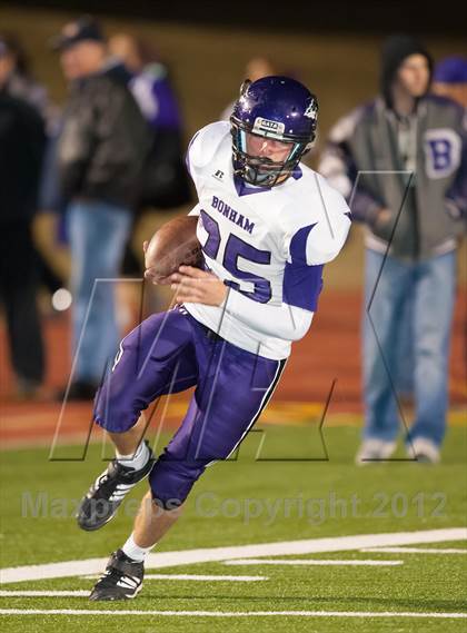 Thumbnail 2 in Madison vs. Bonham (UIL 3A Division Bi-District Playoff) photogallery.