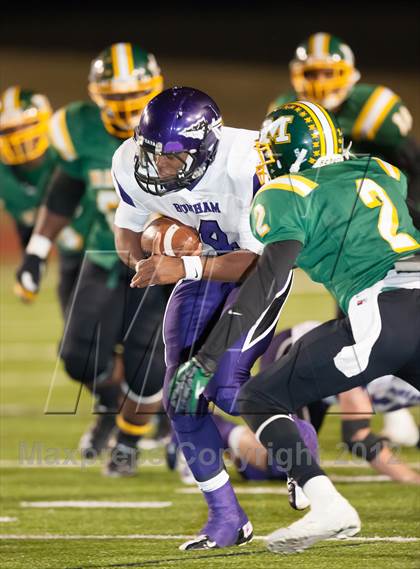 Thumbnail 1 in Madison vs. Bonham (UIL 3A Division Bi-District Playoff) photogallery.