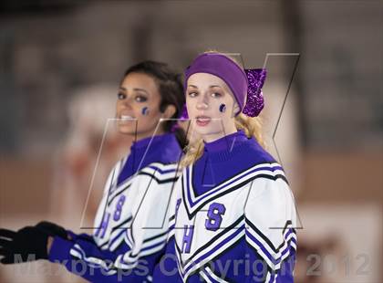 Thumbnail 1 in Madison vs. Bonham (UIL 3A Division Bi-District Playoff) photogallery.