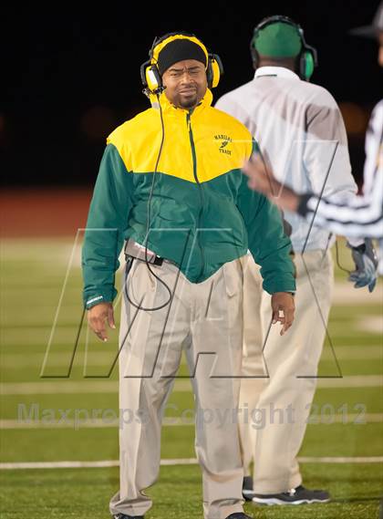 Thumbnail 2 in Madison vs. Bonham (UIL 3A Division Bi-District Playoff) photogallery.