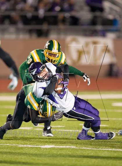 Thumbnail 2 in Madison vs. Bonham (UIL 3A Division Bi-District Playoff) photogallery.