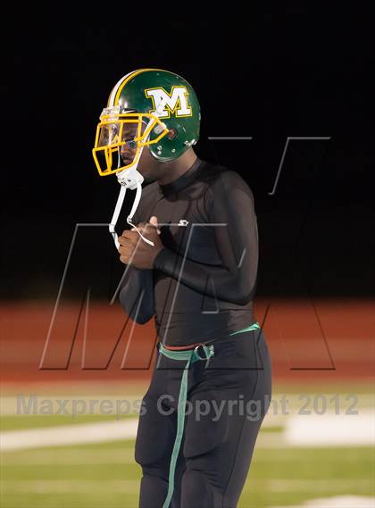 Thumbnail 2 in Madison vs. Bonham (UIL 3A Division Bi-District Playoff) photogallery.