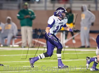 Thumbnail 2 in Madison vs. Bonham (UIL 3A Division Bi-District Playoff) photogallery.