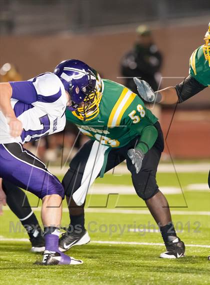 Thumbnail 3 in Madison vs. Bonham (UIL 3A Division Bi-District Playoff) photogallery.