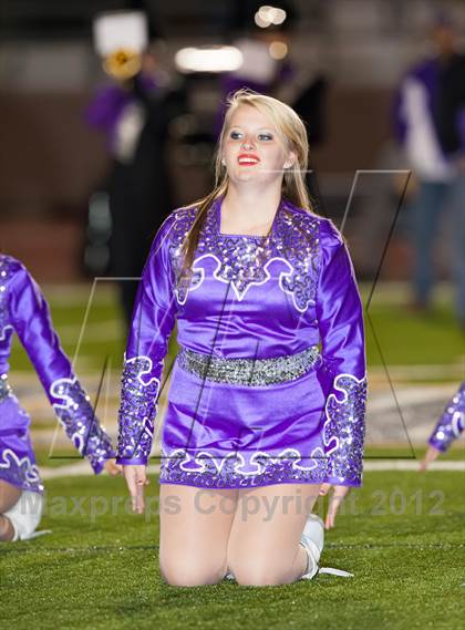 Thumbnail 3 in Madison vs. Bonham (UIL 3A Division Bi-District Playoff) photogallery.