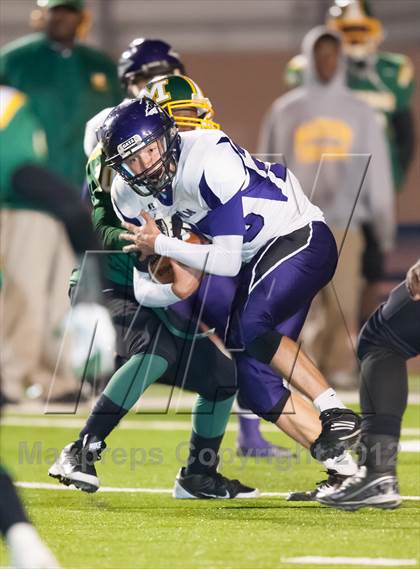 Thumbnail 2 in Madison vs. Bonham (UIL 3A Division Bi-District Playoff) photogallery.