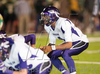 Thumbnail 1 in Madison vs. Bonham (UIL 3A Division Bi-District Playoff) photogallery.