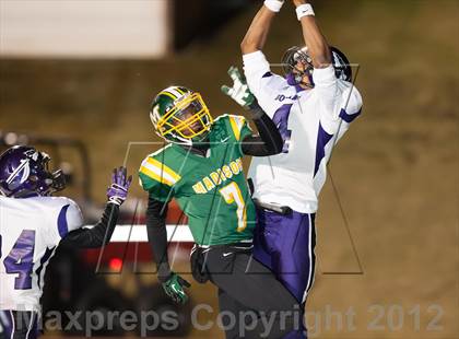 Thumbnail 3 in Madison vs. Bonham (UIL 3A Division Bi-District Playoff) photogallery.