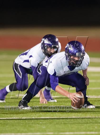 Thumbnail 2 in Madison vs. Bonham (UIL 3A Division Bi-District Playoff) photogallery.