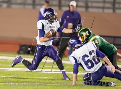 Thumbnail 2 in Madison vs. Bonham (UIL 3A Division Bi-District Playoff) photogallery.