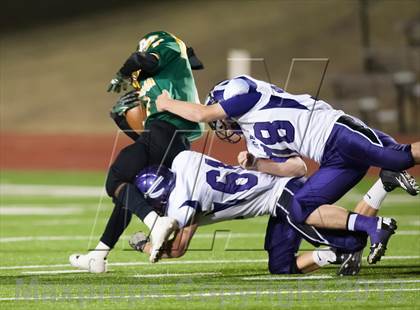 Thumbnail 3 in Madison vs. Bonham (UIL 3A Division Bi-District Playoff) photogallery.