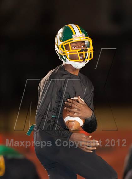 Thumbnail 3 in Madison vs. Bonham (UIL 3A Division Bi-District Playoff) photogallery.