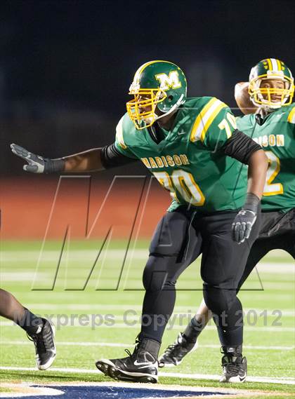 Thumbnail 2 in Madison vs. Bonham (UIL 3A Division Bi-District Playoff) photogallery.