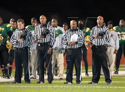 Thumbnail 1 in Madison vs. Bonham (UIL 3A Division Bi-District Playoff) photogallery.
