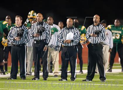 Thumbnail 2 in Madison vs. Bonham (UIL 3A Division Bi-District Playoff) photogallery.