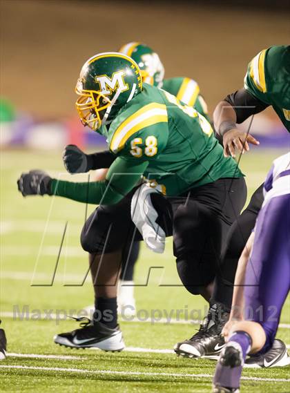 Thumbnail 2 in Madison vs. Bonham (UIL 3A Division Bi-District Playoff) photogallery.