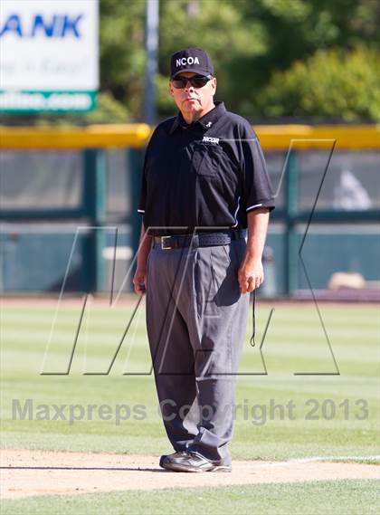 Thumbnail 1 in St. Mary's vs. Turlock (CIF SJS D1 South Final) photogallery.