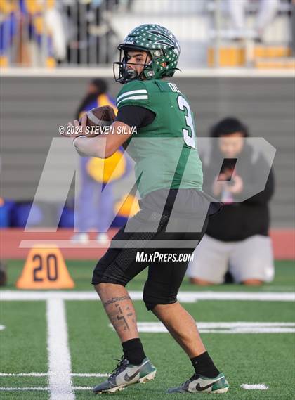 Thumbnail 3 in Grant vs. Pacifica (CIF Division 2-AA State Final) photogallery.