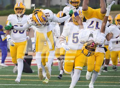 Thumbnail 3 in Grant vs. Pacifica (CIF Division 2-AA State Final) photogallery.
