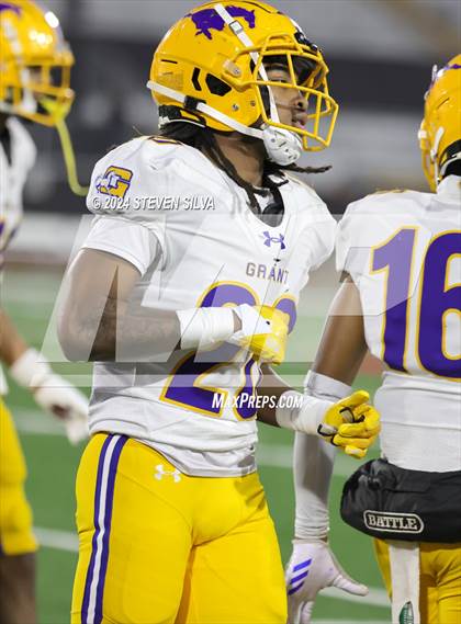Thumbnail 3 in Grant vs. Pacifica (CIF Division 2-AA State Final) photogallery.