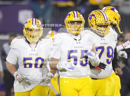 Thumbnail 2 in Grant vs. Pacifica (CIF Division 2-AA State Final) photogallery.