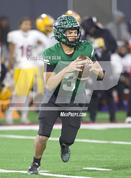 Thumbnail 3 in Grant vs. Pacifica (CIF Division 2-AA State Final) photogallery.