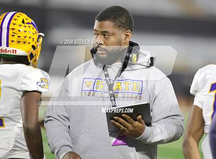 Thumbnail 1 in Grant vs. Pacifica (CIF Division 2-AA State Final) photogallery.