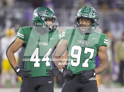 Thumbnail 1 in Grant vs. Pacifica (CIF Division 2-AA State Final) photogallery.
