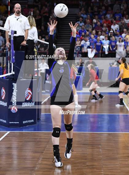 Thumbnail 3 in Yuma vs. Lyons (CHSAA 2A Championship) photogallery.