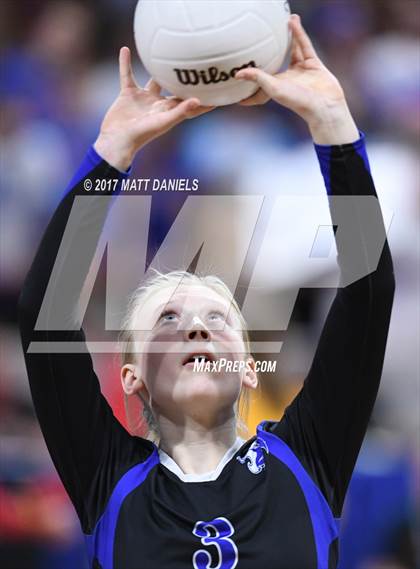 Thumbnail 2 in Yuma vs. Lyons (CHSAA 2A Championship) photogallery.