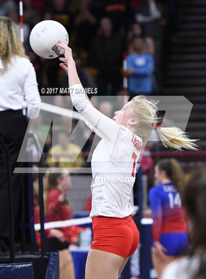 Thumbnail 2 in Yuma vs. Lyons (CHSAA 2A Championship) photogallery.