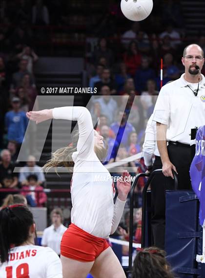 Thumbnail 2 in Yuma vs. Lyons (CHSAA 2A Championship) photogallery.