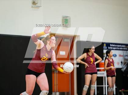 Thumbnail 1 in La Canada @ Oaks Christian photogallery.