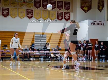 Thumbnail 2 in La Canada @ Oaks Christian photogallery.